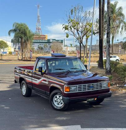 CHEVROLET D20 4.0 CUSTOM S CS 8V DIESEL 2P MANUAL